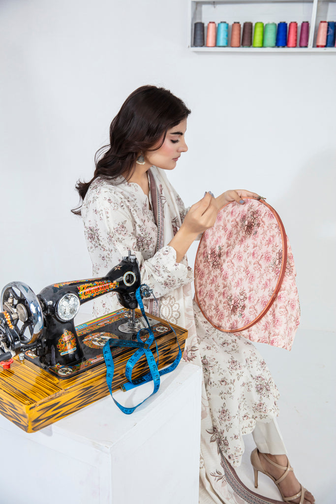 EMBRACE - 3 PC UNSTITCHED